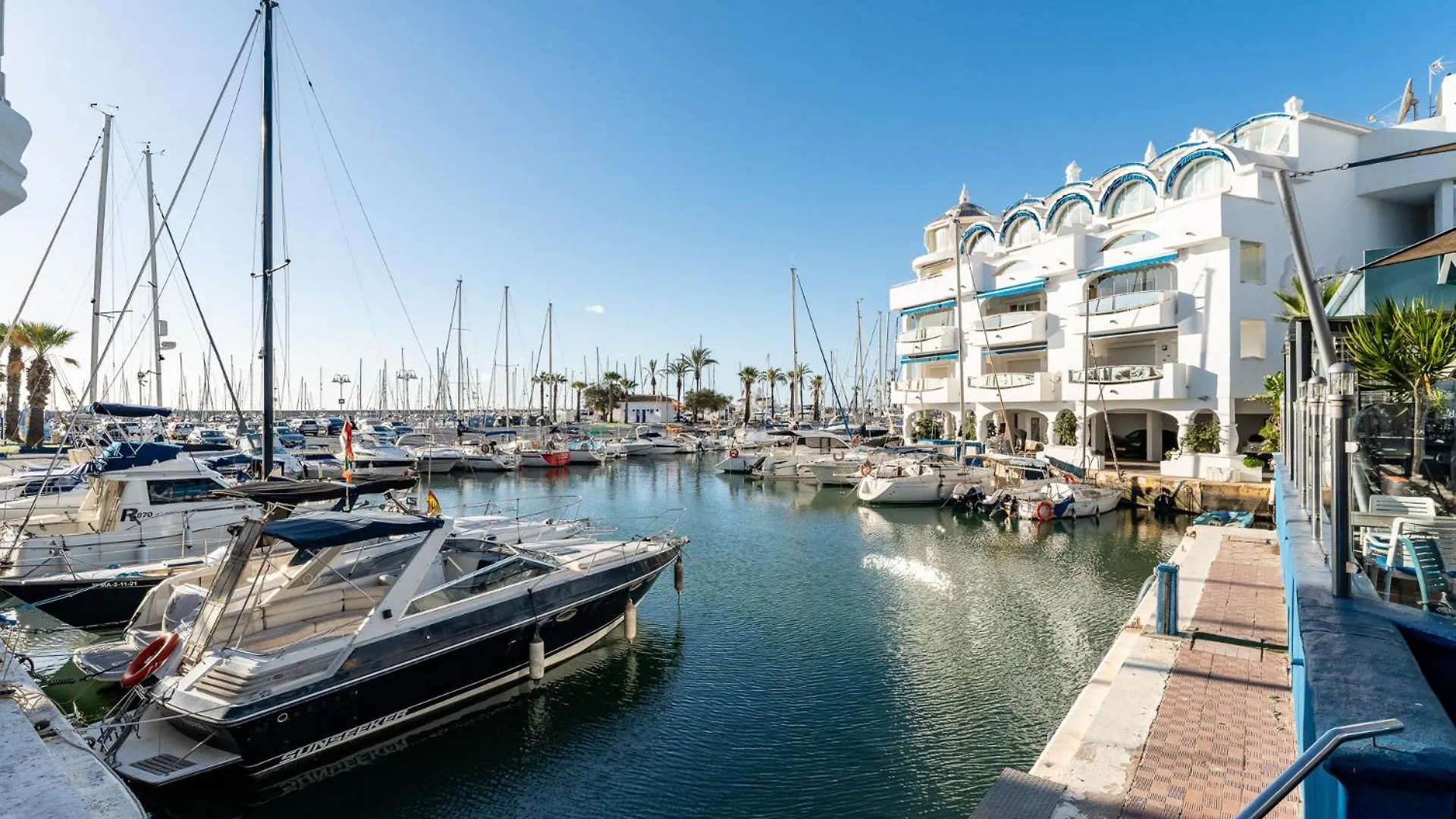 Malagasuite Puerto Marina Benalmadena 0*,  Spain